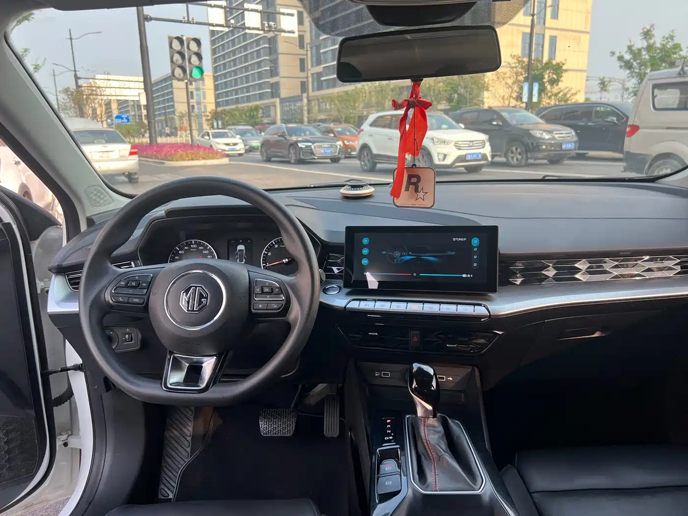 MG MG5 2021 2021 Model 180DVVT CVT Youth Luxury Edition