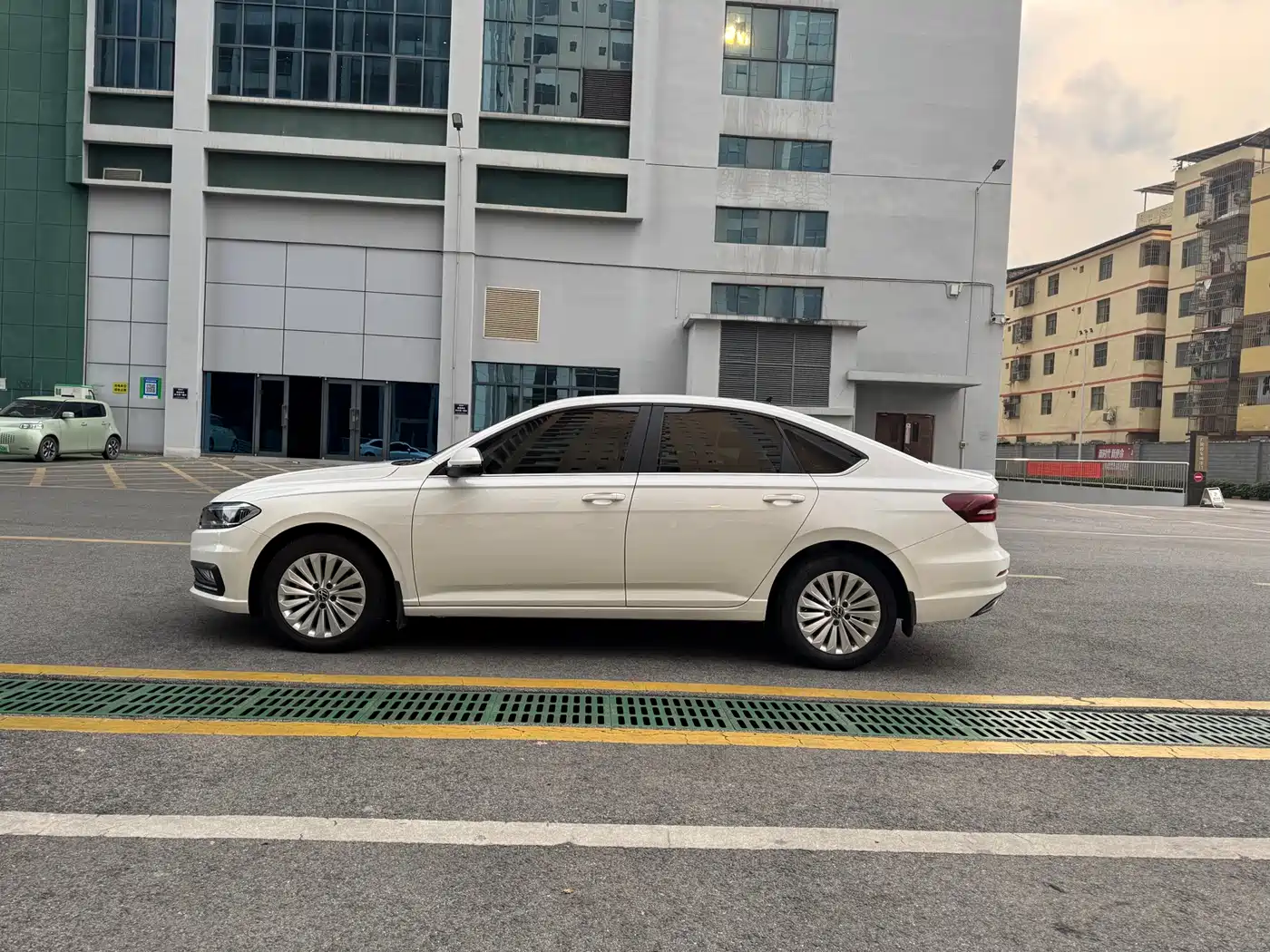 Volkswagen Lavida 2021 280TSI DSG Comfort Edition фото 27