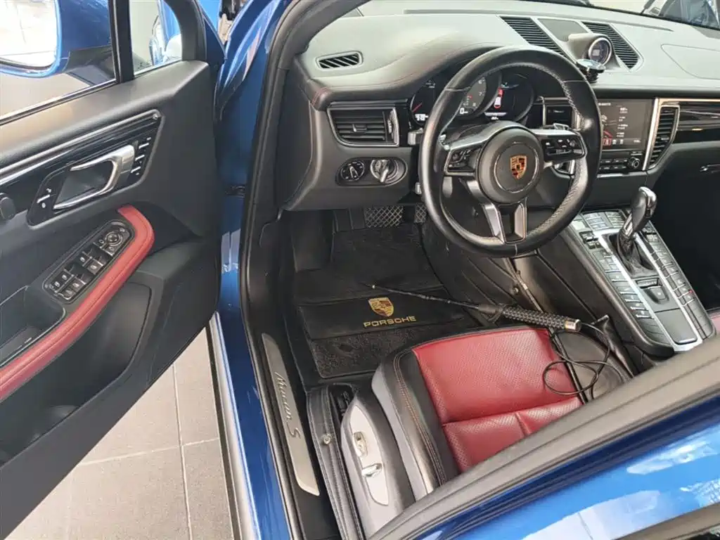 Porsche Macan 2017 Macan S 3.0T фото 23