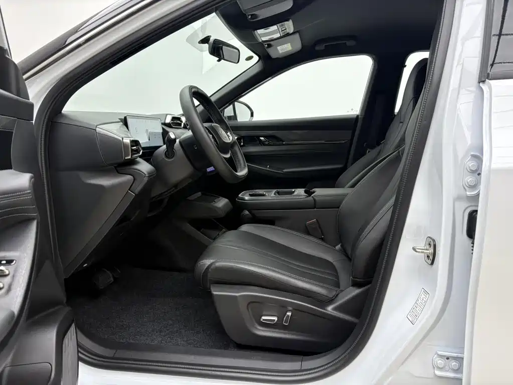 DONGFENG L7