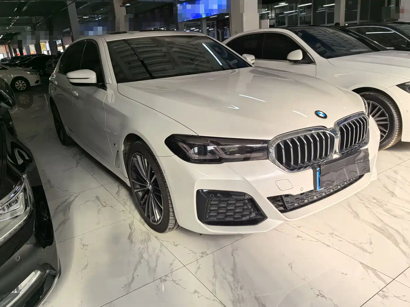 BMW 5 SERIES