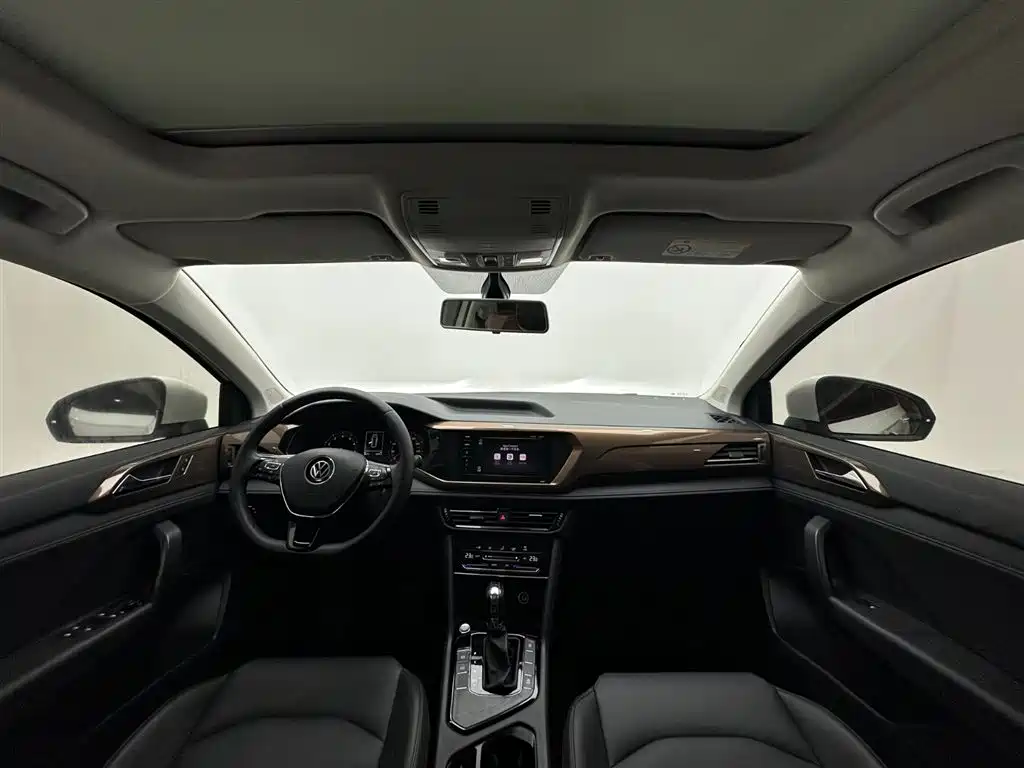 Volkswagen Tharu 2021 Model 280TSI 2WD Comfort Edition фото 10
