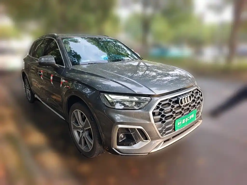 Фото 3 - Audi Q5L