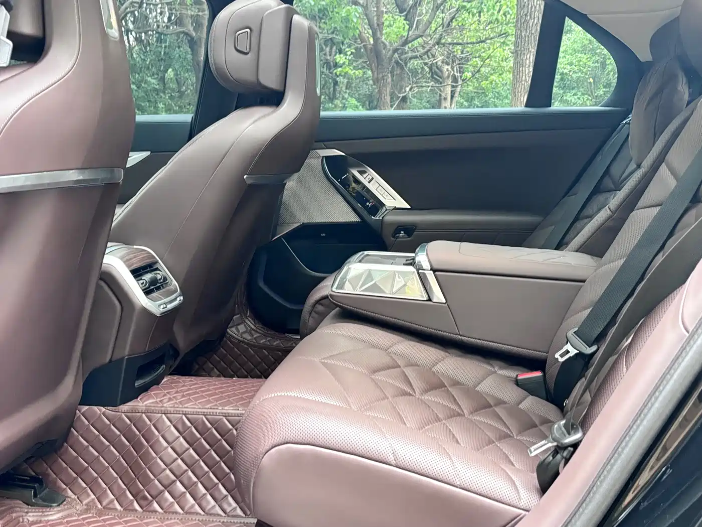 BMW 7 Series 2023 2023 Model 735Li Luxury Package