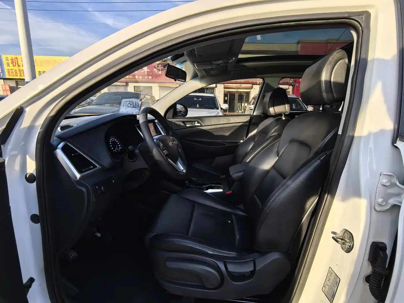 Hyundai Tucson 2015 1.6T Dual Clutch 2WD Smart фото 8