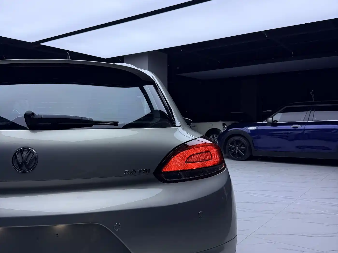 Volkswagen Scirocco 2011 2.0TSI Luxury фото 8