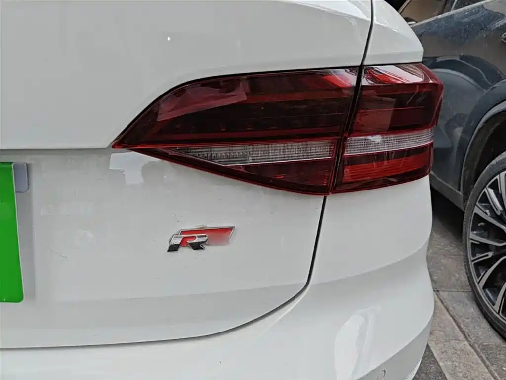 Volkswagen Lavida 2021 280TSI DSG Luxury Edition фото 8