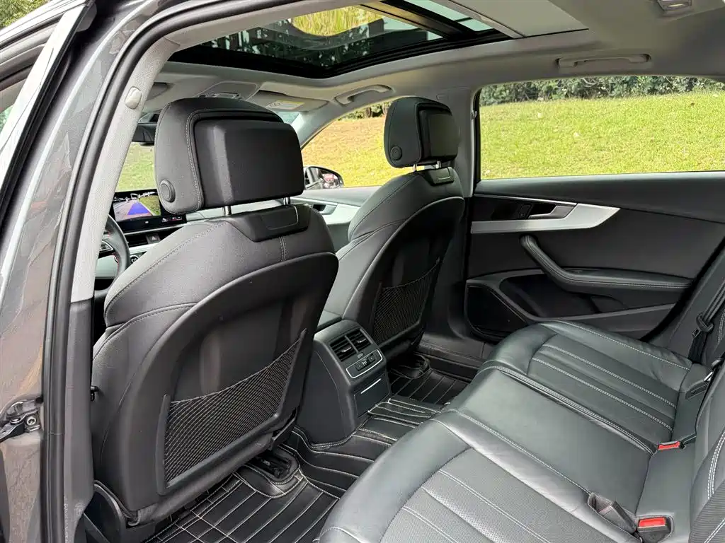 Audi A4L 2022 40 TFSI Luxury Dynamic фото 9