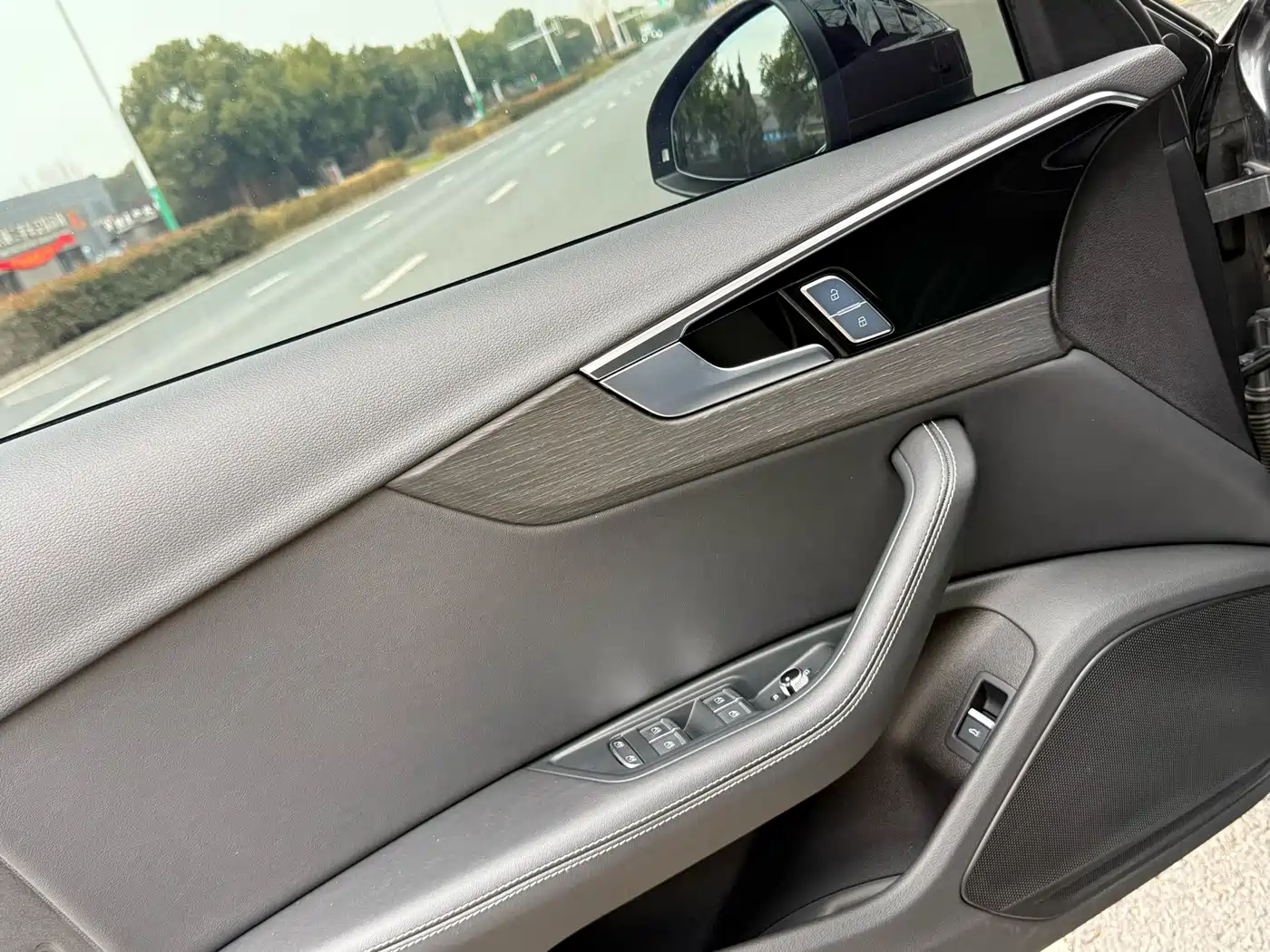 Audi A4L 2024 40 TFSI Luxury Dynamic фото 6