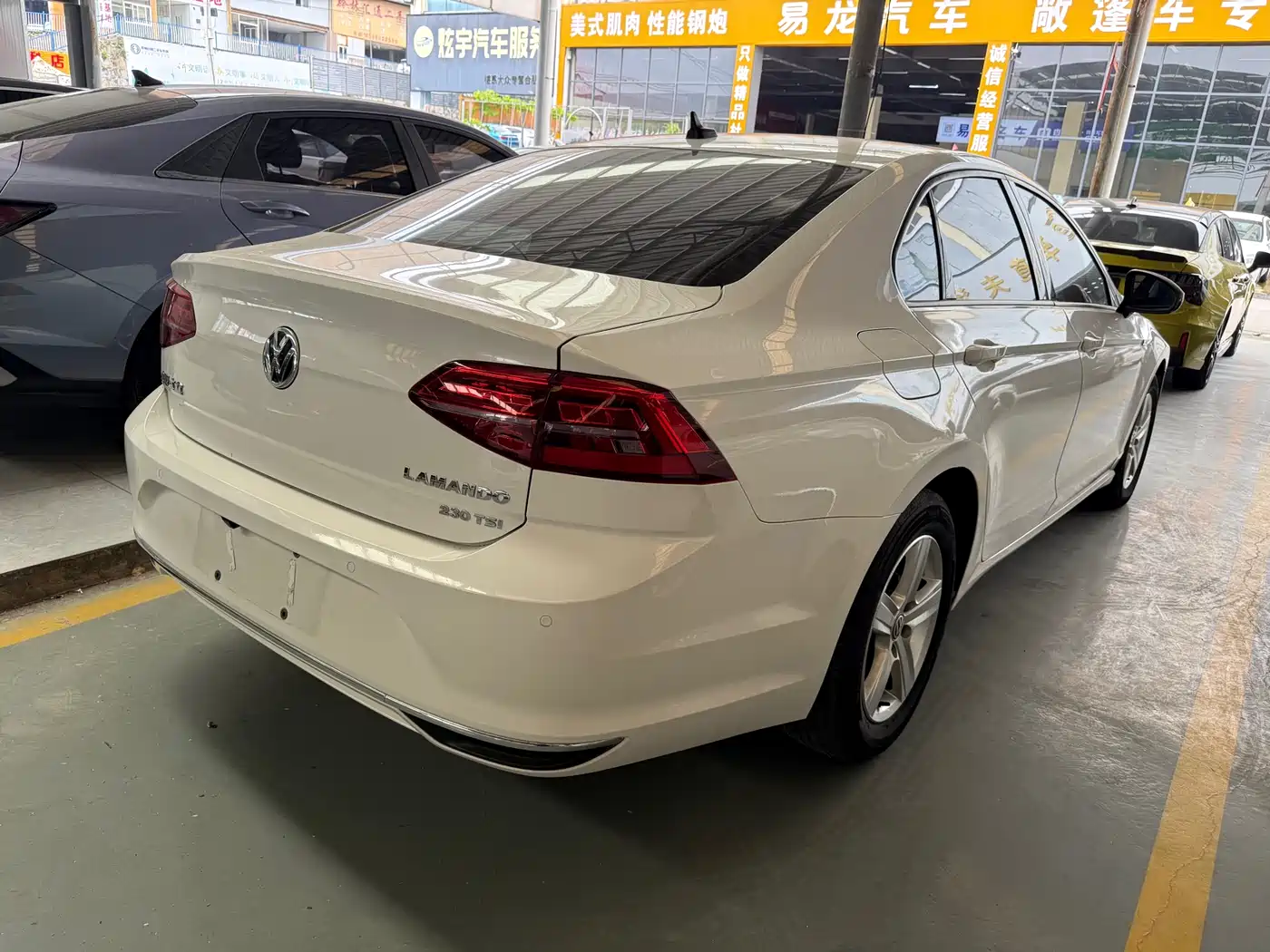 Volkswagen Lamando 2021 230TSI DSG Fashion Edition фото 6