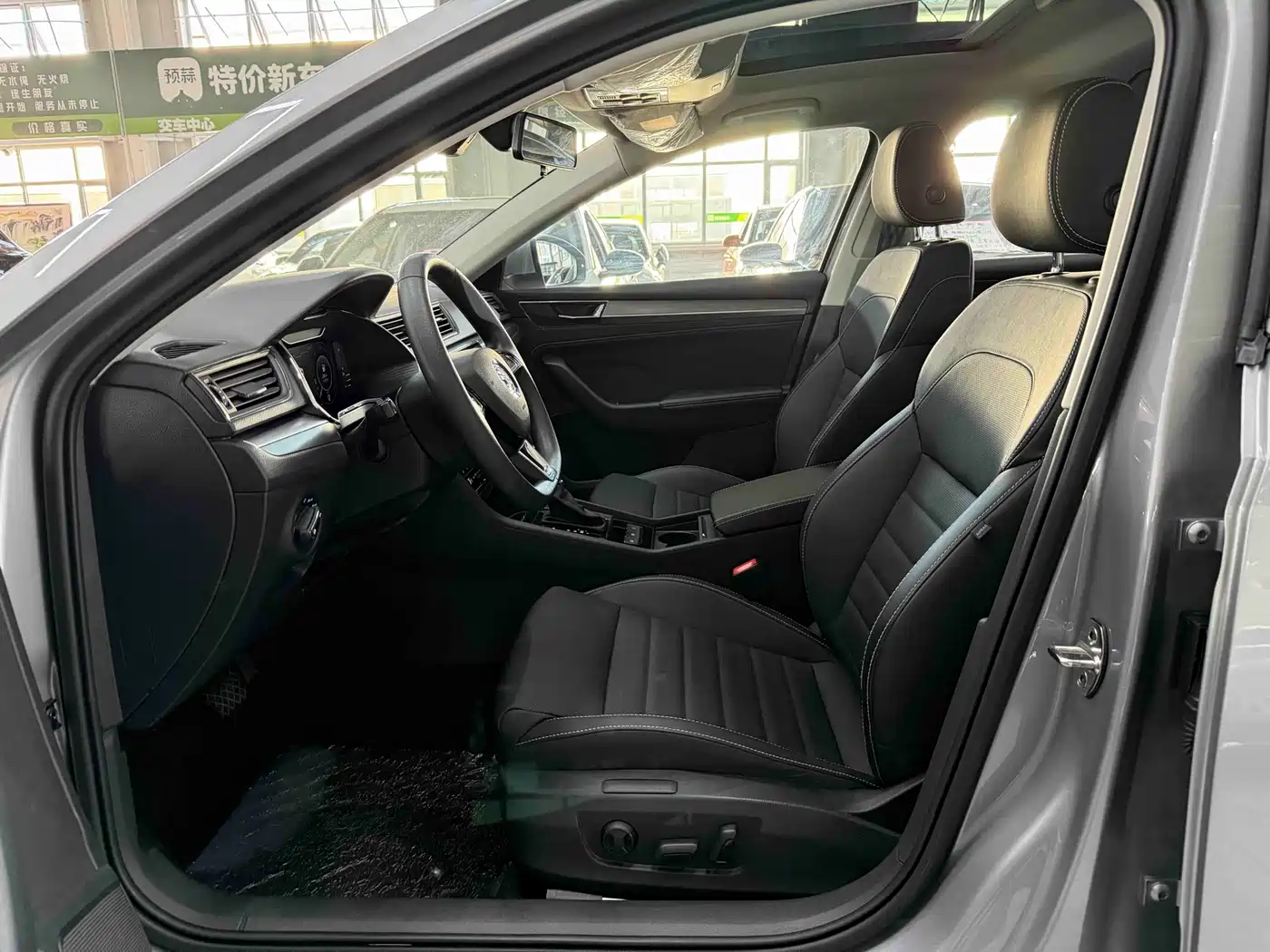 Škoda Superb 2024 2023 Facelift TSI280 DSG Premium Edition