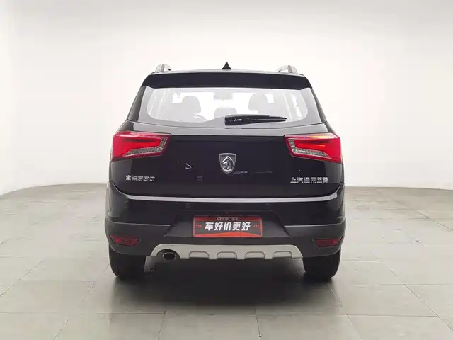 Baojun 560 2016 1.8L Manual Luxury — фото 4