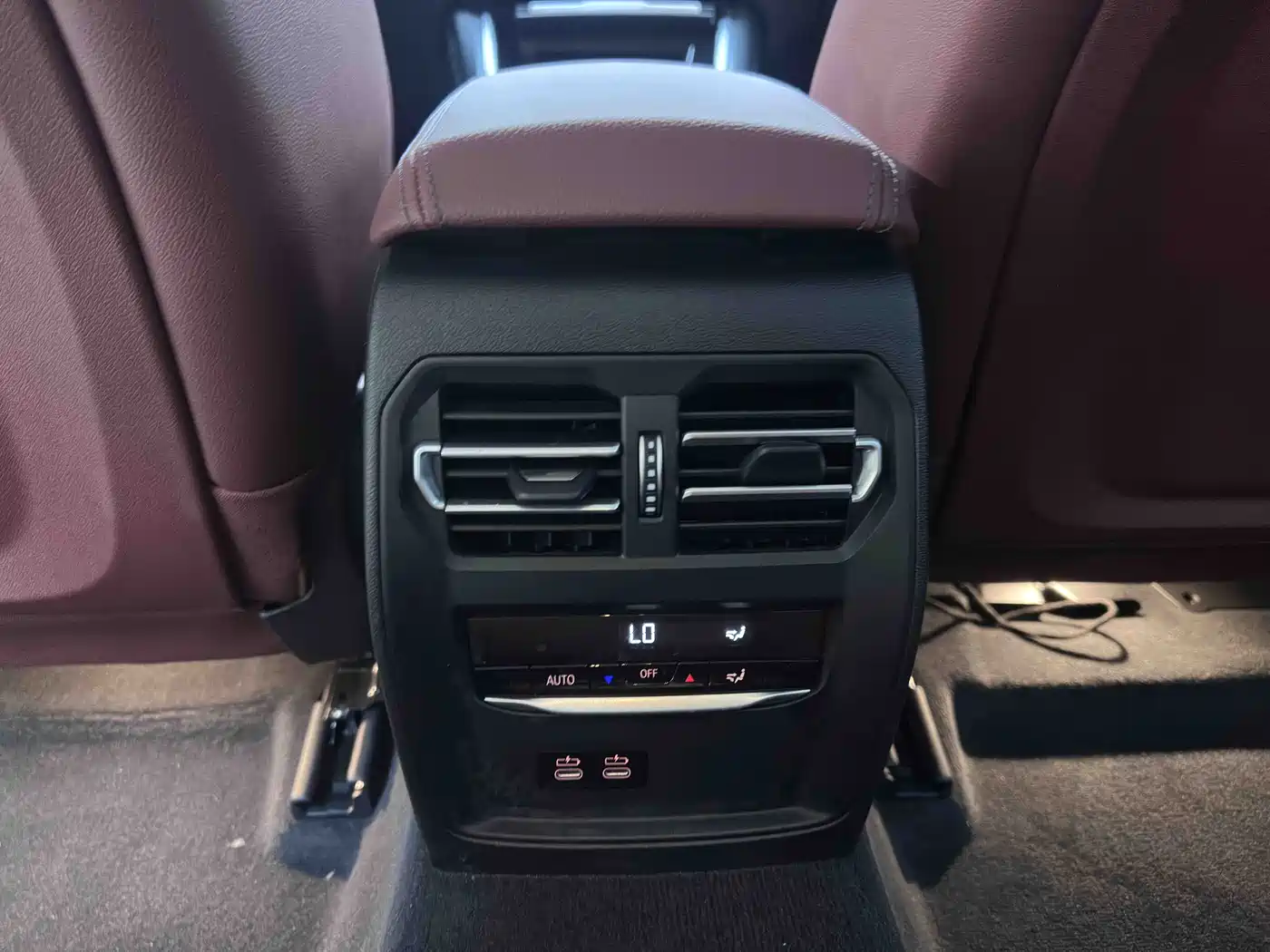 BMW 3 Series 2023 320Li M Sport Package фото 19