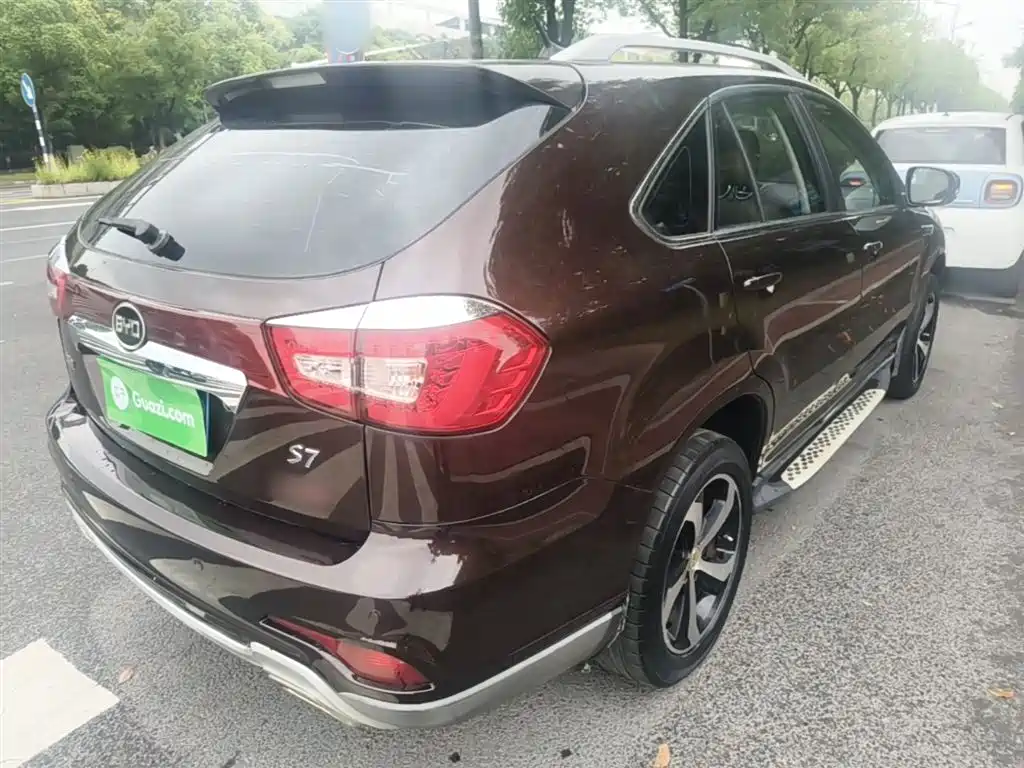 BYD S7 2016 2.0T Automatic Flagship Plus фото 7