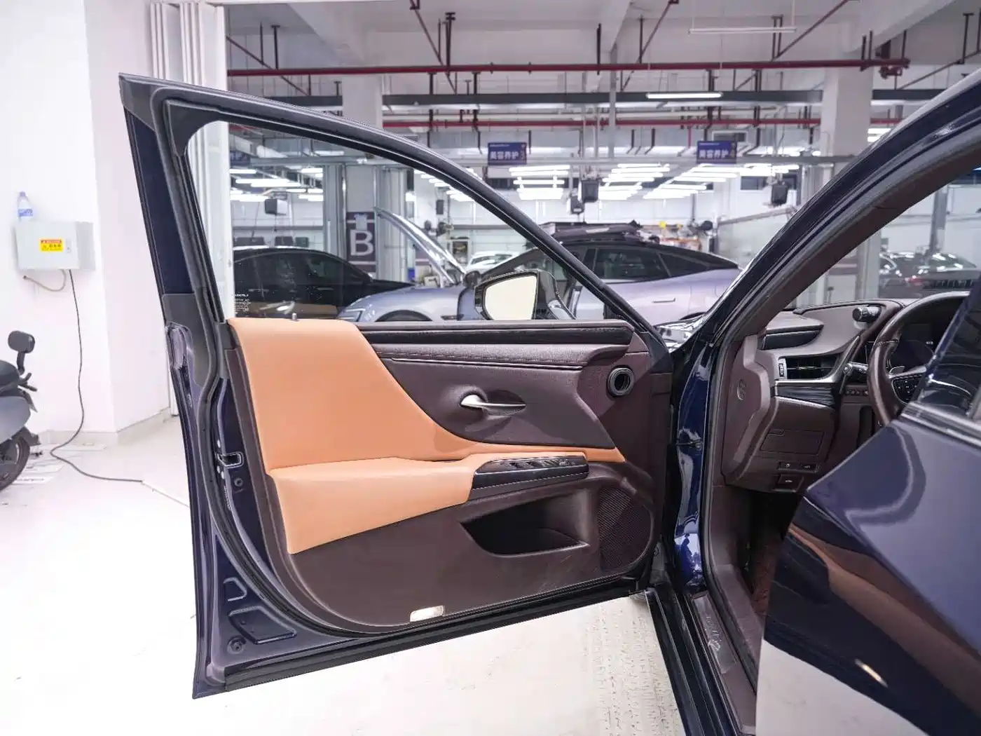 Lexus ES 2020 200 Excellence фото 15