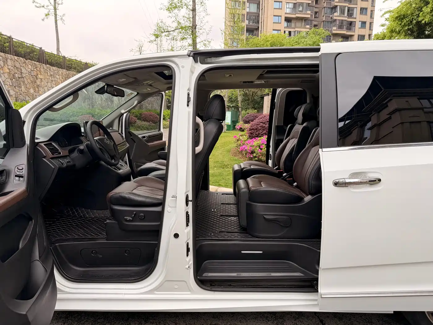 SAIC MAXUS CHASE G10