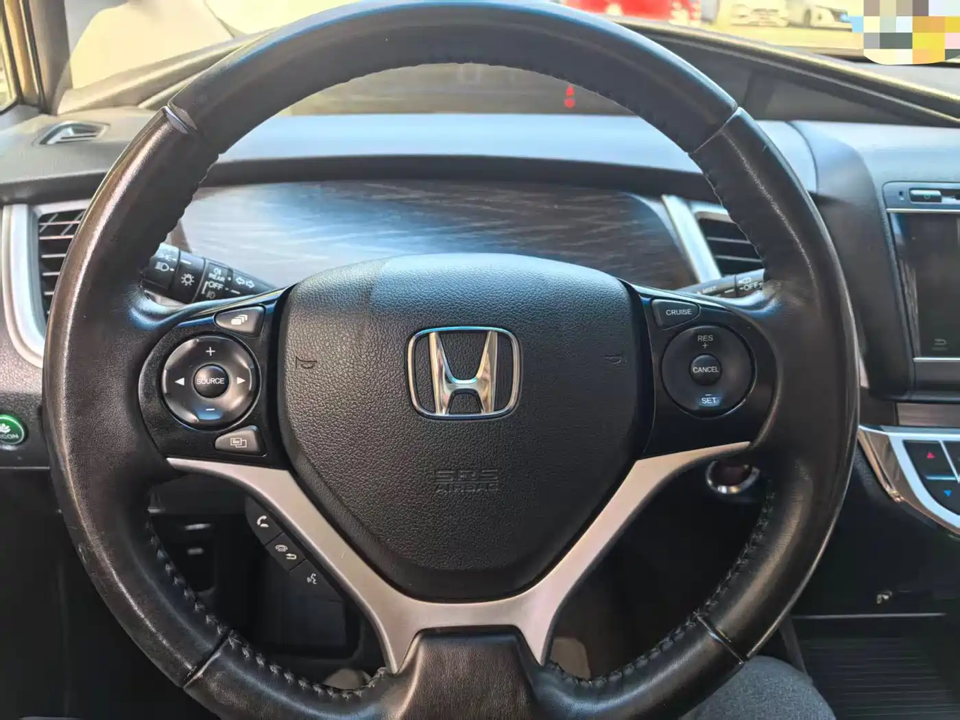 Honda Jade 2014 2014 1.8L CVT Luxury Premium 5-seater
