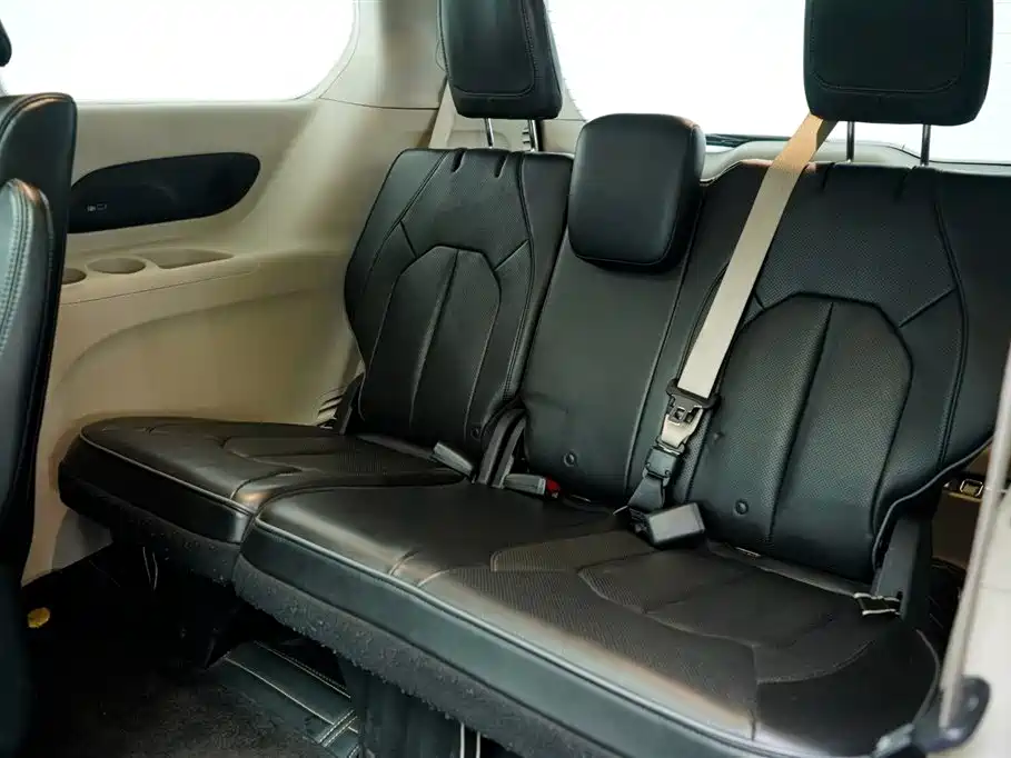 Chrysler Grand Caravan PHEV (Import) 2020 2018 3.6L Plug-in Hybrid