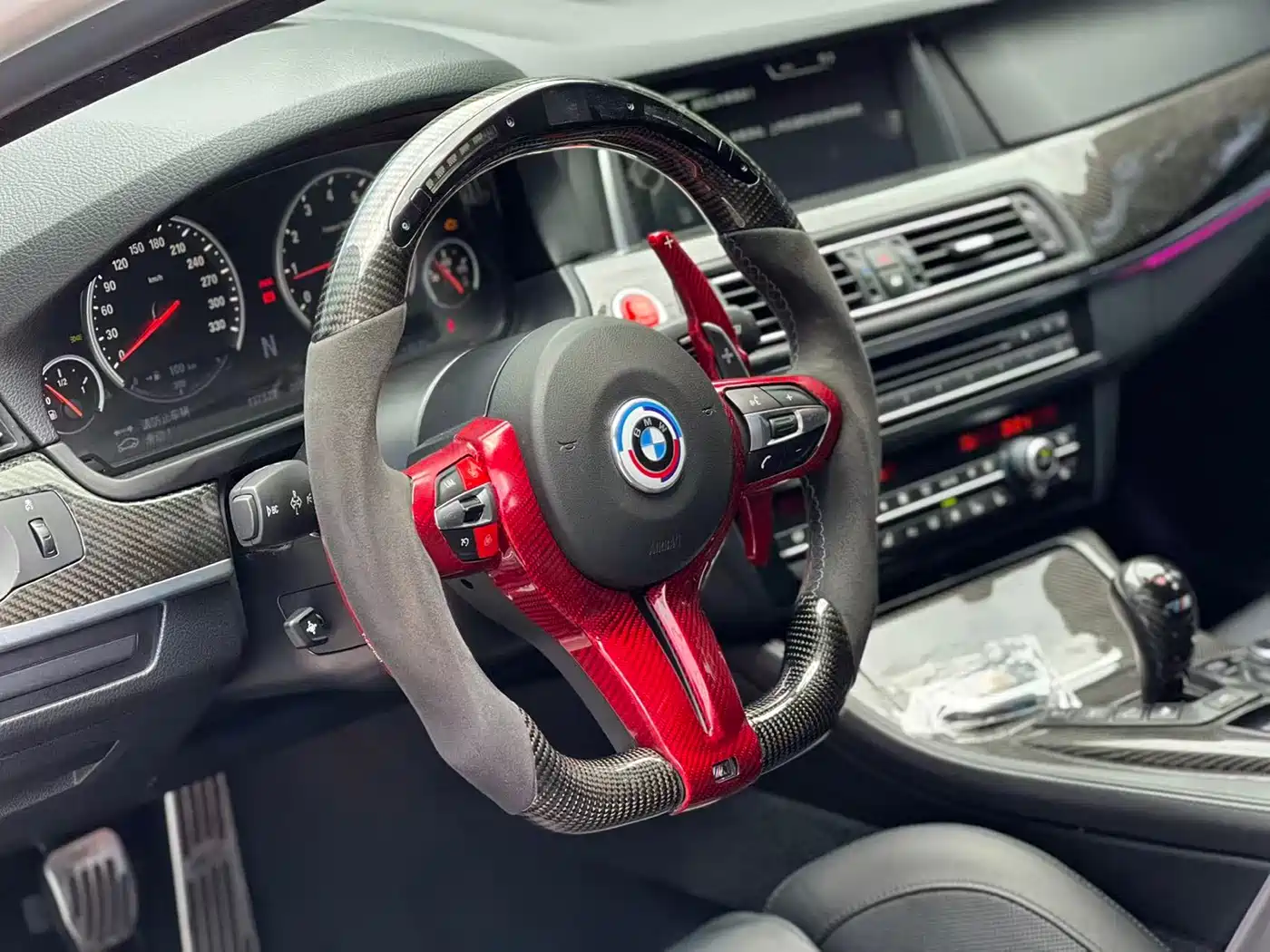 Фото 10 - BMW M5