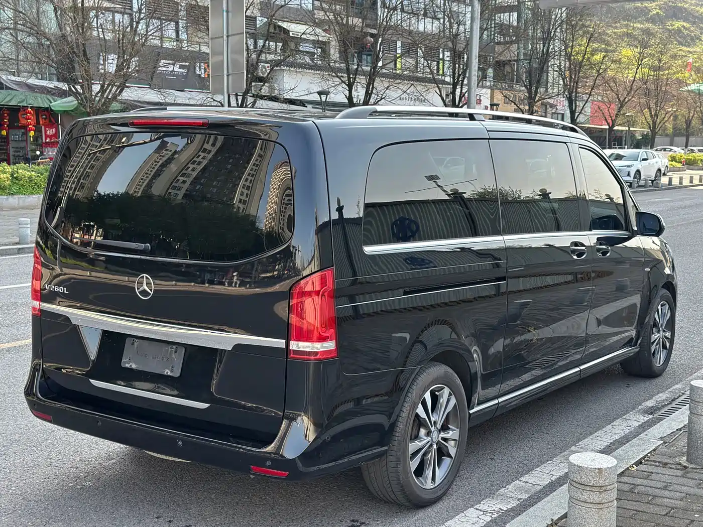 Mercedes-Benz V-Class 2016 V 260 L Premium Long фото 10