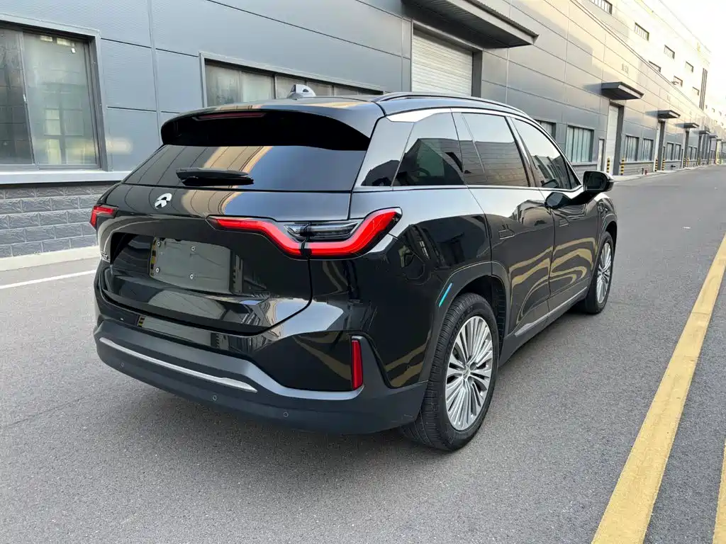 Фото 4 - NIO ES6