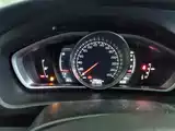 Photo 12 - Volvo V40