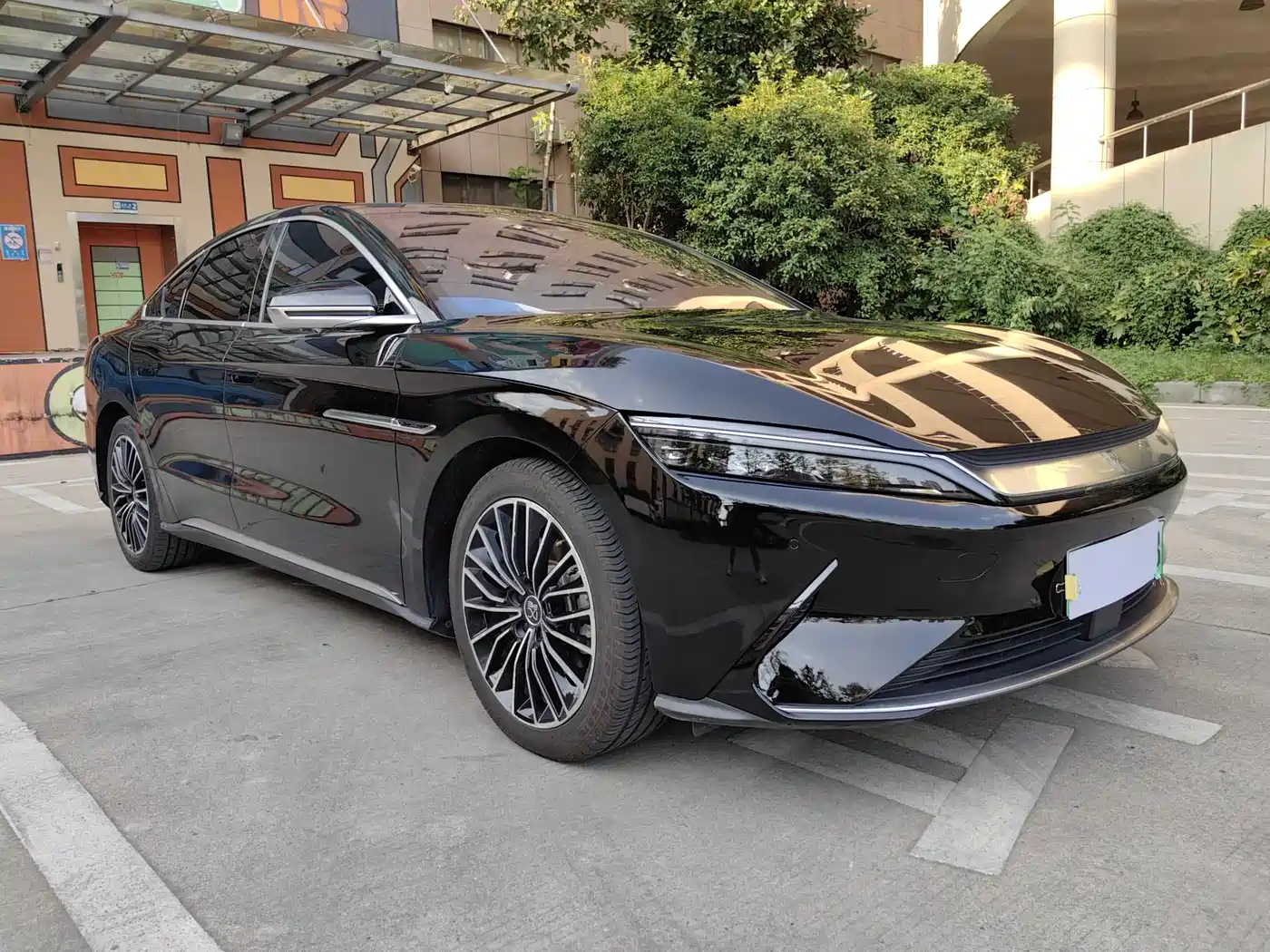 BYD Han 2020 EV Extended Range Luxury фото 3