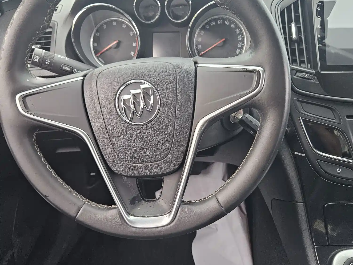 Фото 8 - Buick Regal