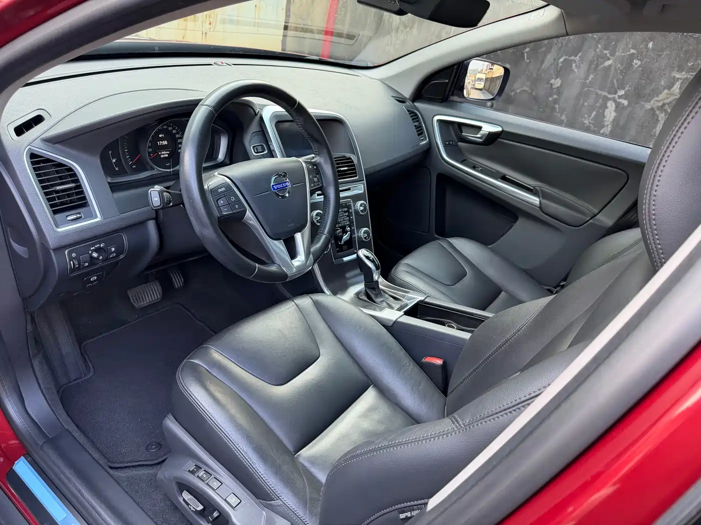 Volvo XC60 (Import) 2014 2015 T5 Smart Comfort Edition