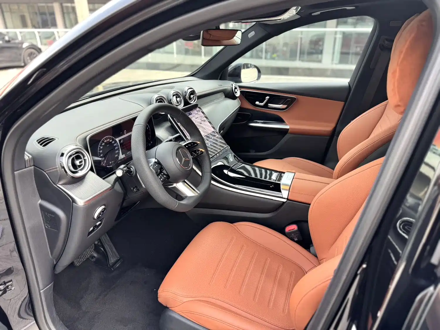 Фото 5 - Mercedes-Benz GLC