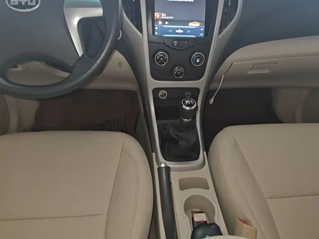 BYD F3 2015 Energy-saving Edition 1.5L Manual Comfort фото 14