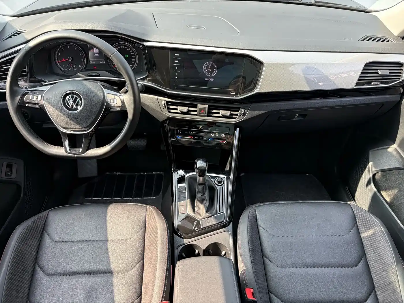 Volkswagen Tayron 2022 330TSI 2WD Luxury Smart Connect Edition фото 10