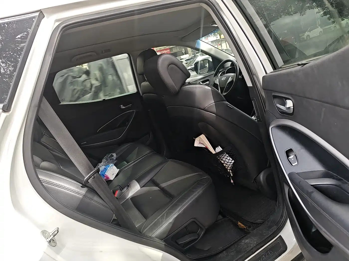 Hyundai Santa Fe 2015 2.4L Automatic 2WD Smart 5-seater фото 6