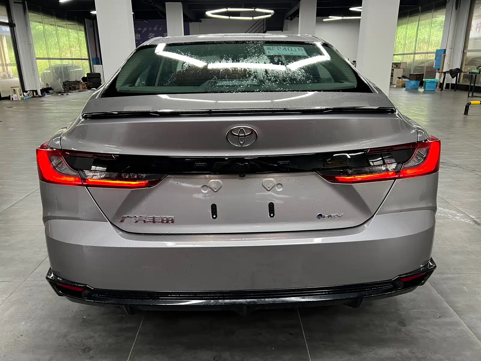 Фото 11 - Toyota Camry