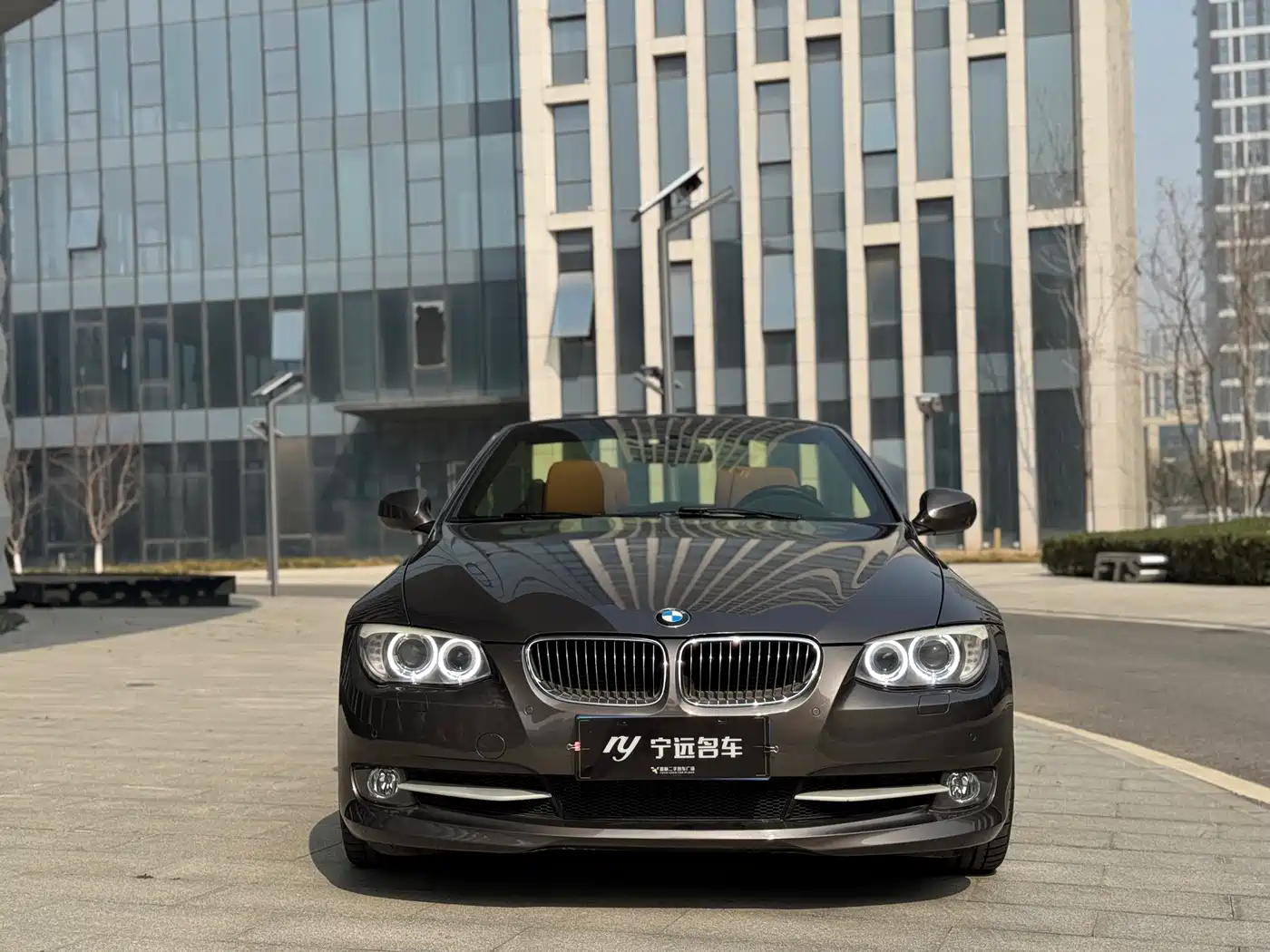 BMW 3 Series (Import) 2011 335i Convertible Coupe фото 2