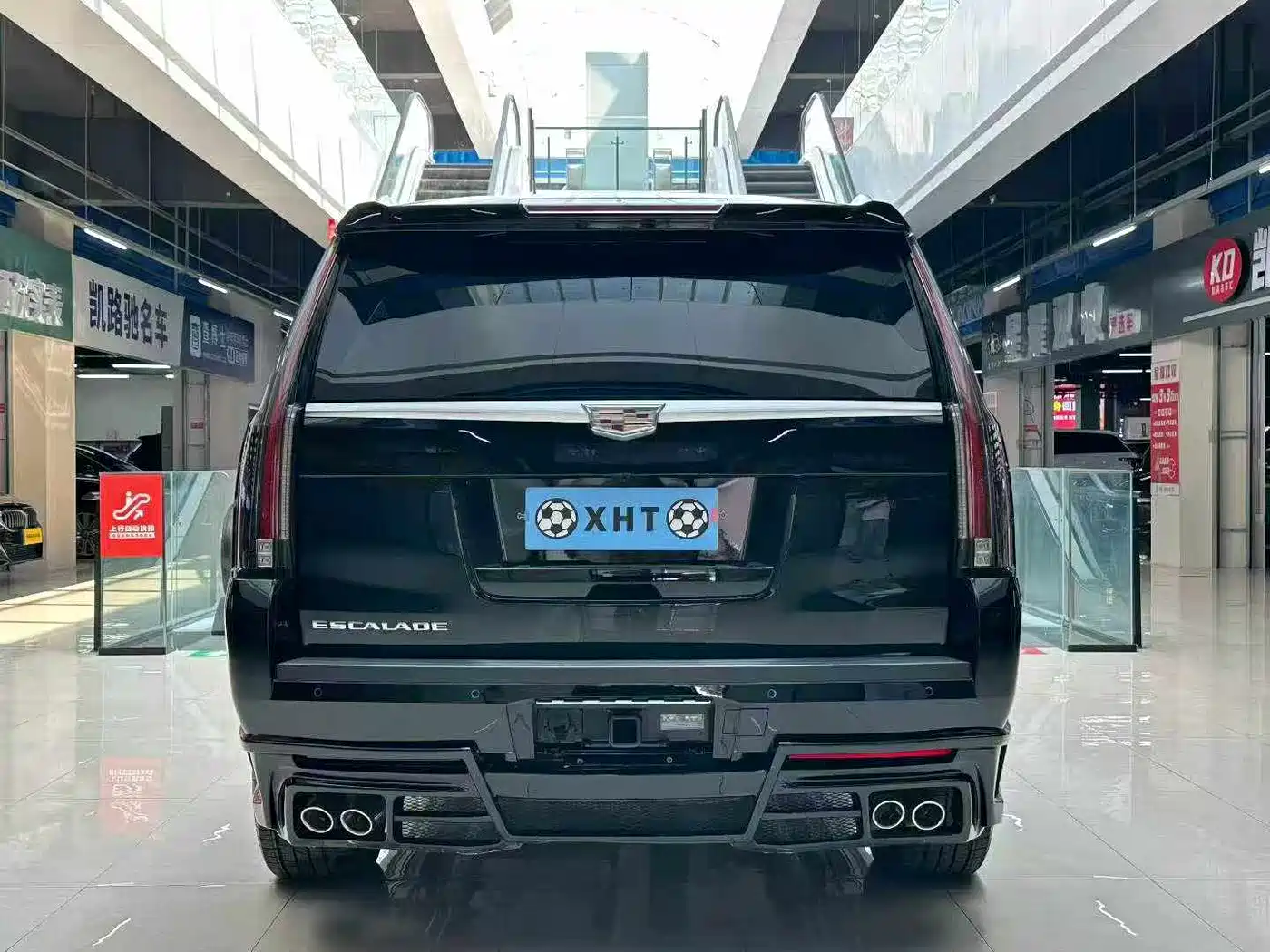 Cadillac Escalade 2017 6.2L ESV Platinum Extended фото 8