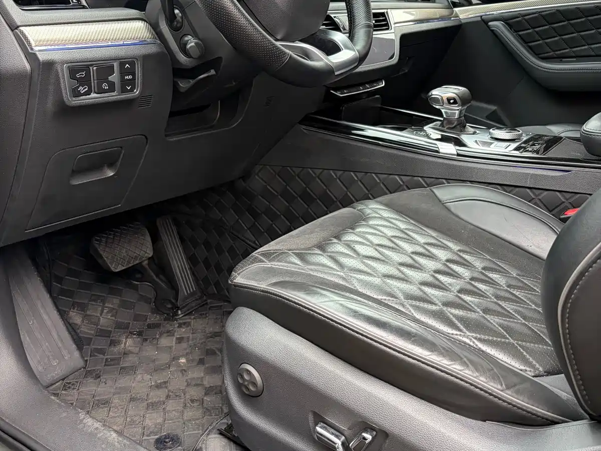 Hongqi HS5 2020 2019 2.0T Smart Connect Enjoy Edition