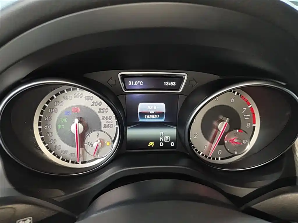 Mercedes-Benz GLA 2016 GLA 200 Dynamic фото 12