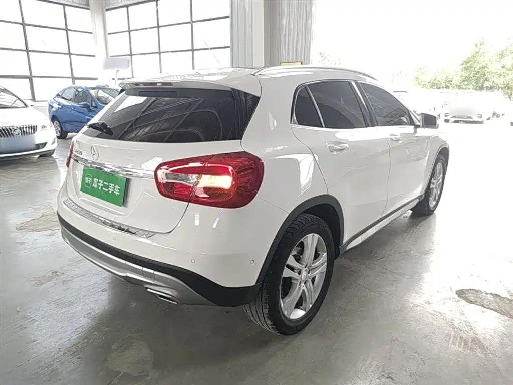 Mercedes-Benz GLA 2016 GLA 200 Dynamic фото 7