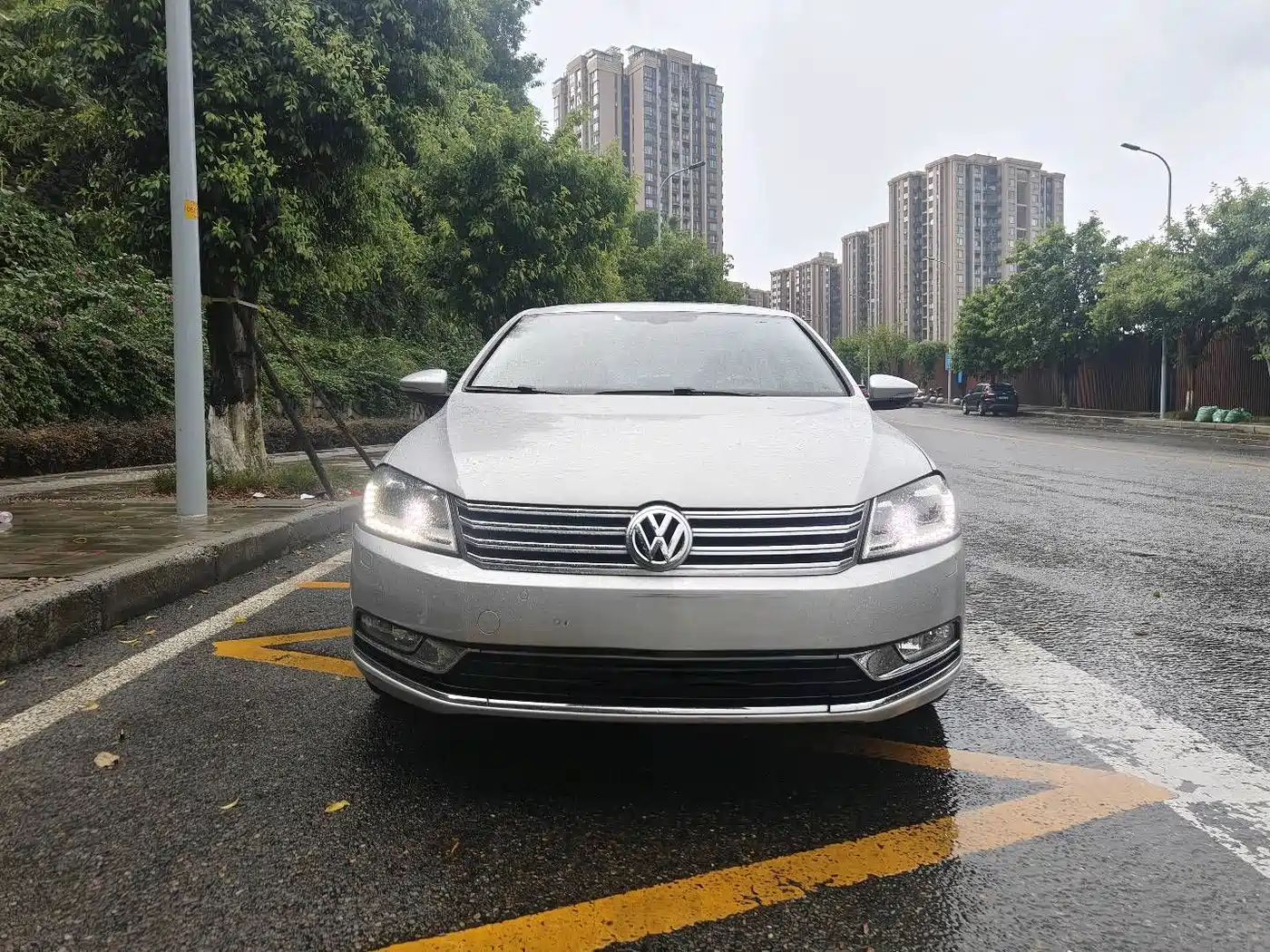 Фото 2 - Volkswagen Magotan
