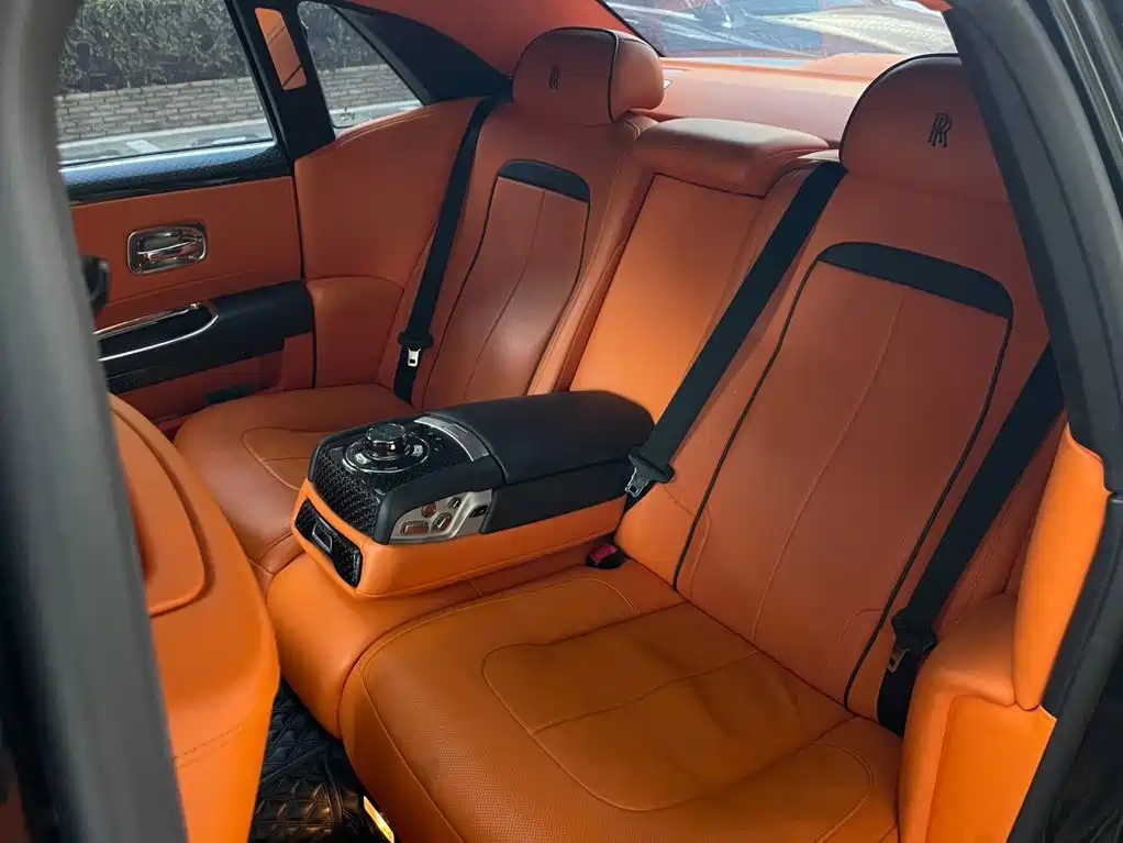 Фото 19 - Rolls-Royce Ghost