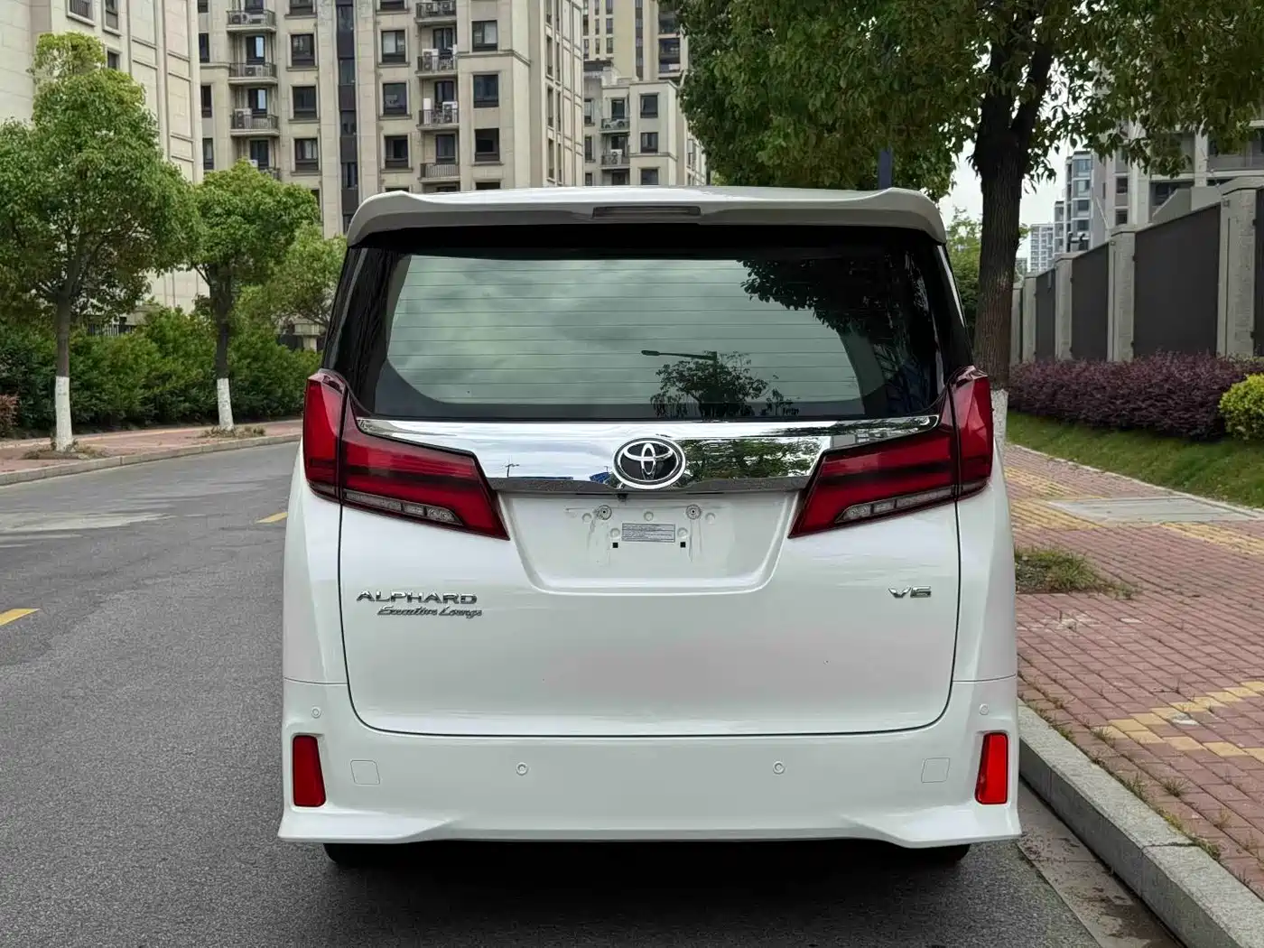 Toyota Alphard 2018 Facelift 3.5L Premium Edition фото 14