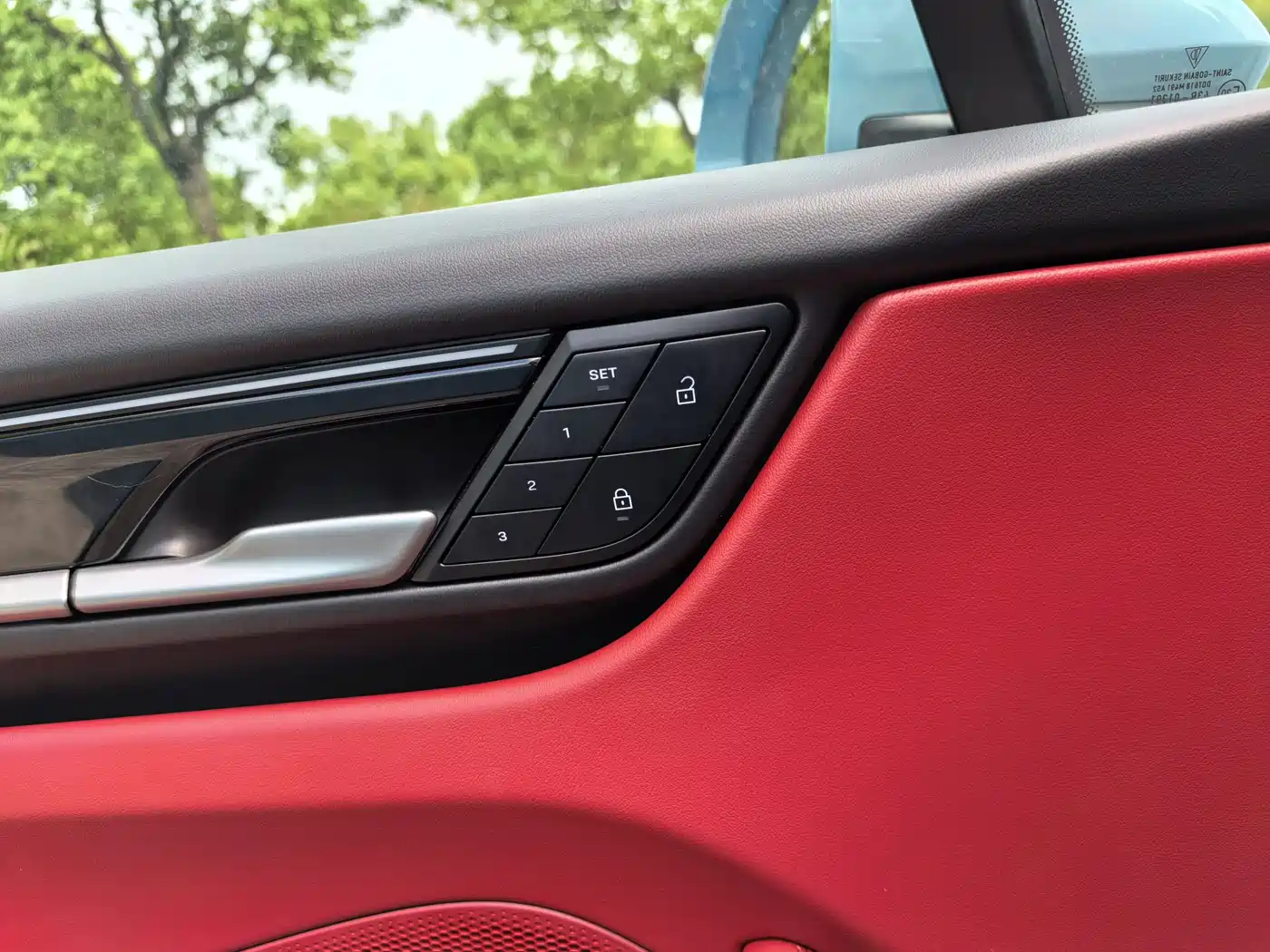 Porsche Macan EV 2024 Macan Long Range фото 14
