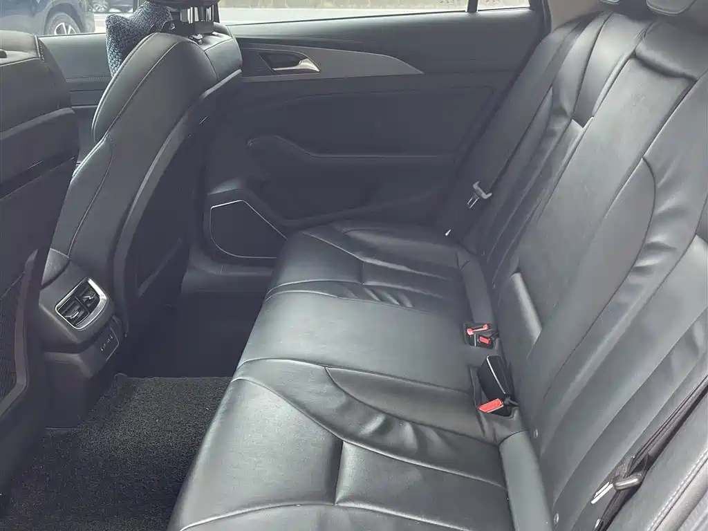 Hongqi H5 2020 1.5T DCT Qi Rhythm Edition фото 4