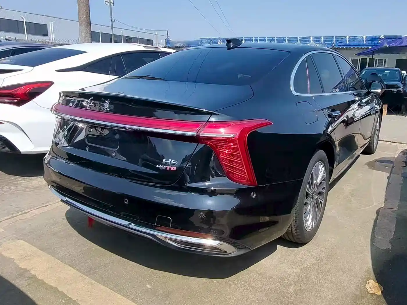 Hongqi H5 2023 2.0T Auto Smart Connect Flag Enjoy фото 11