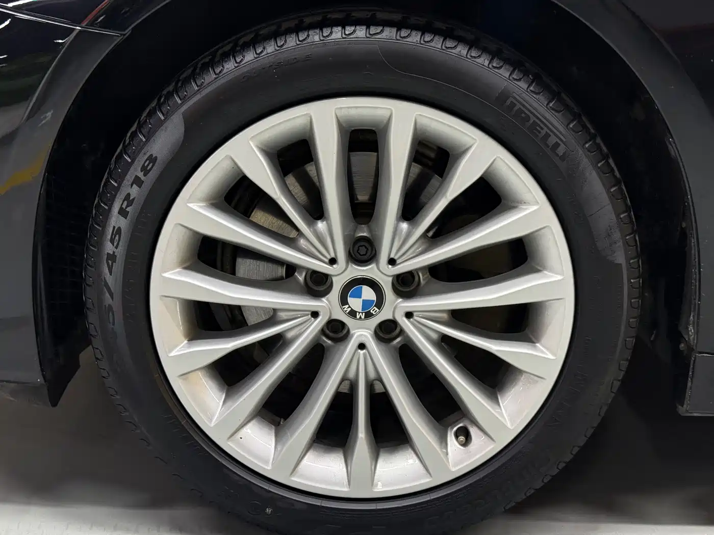 BMW 5 Series 2018 525Li Luxury Package фото 27