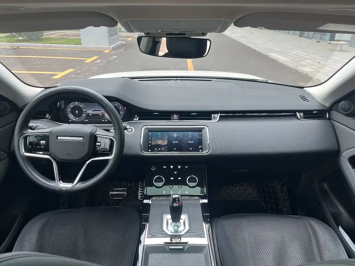 Land Rover Range Rover Evoque 2023 Range Rover Evoque L 200PS Elite Edition фото 13