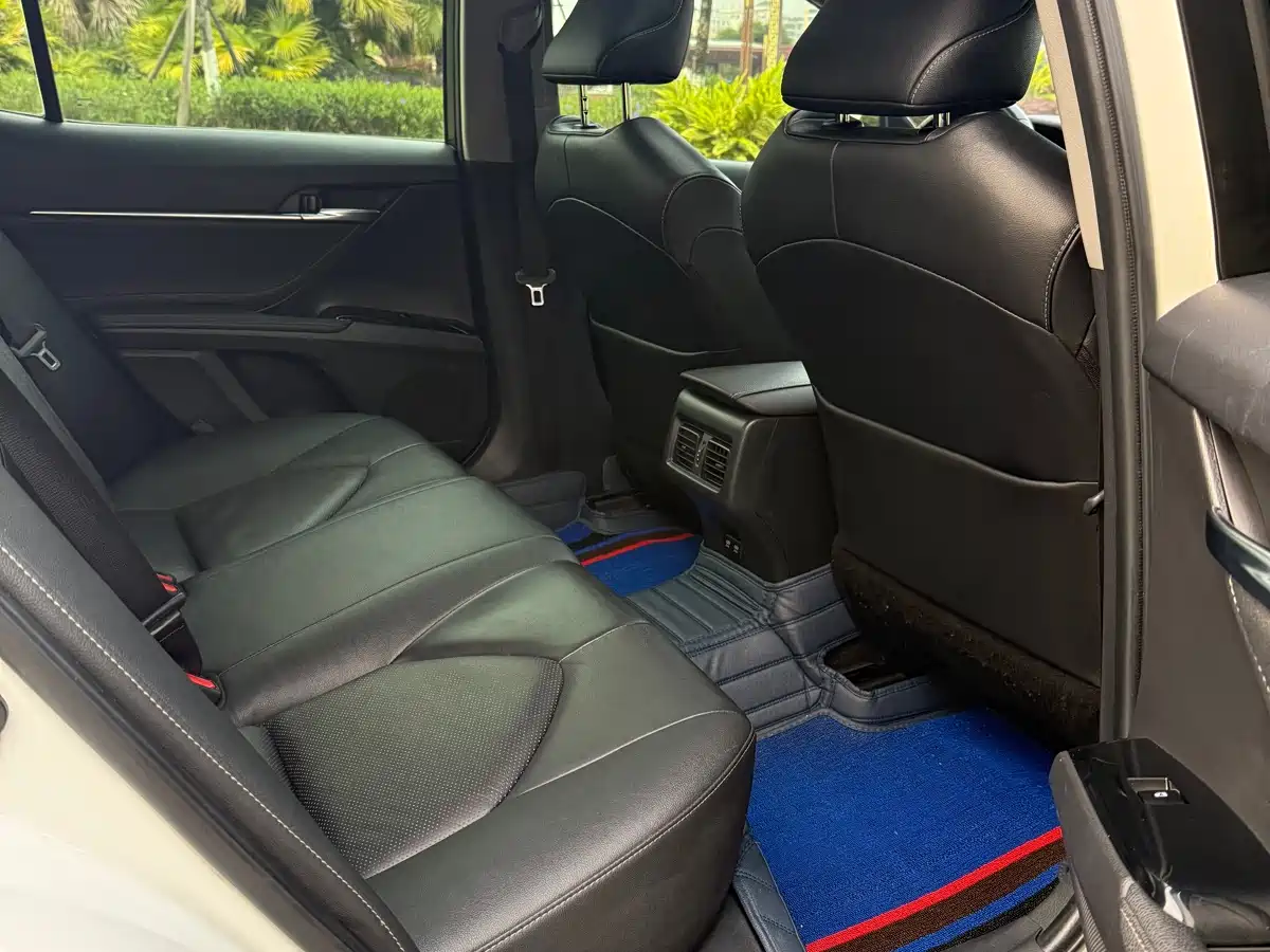 Toyota Camry 2019 Facelift 2.0S F Sport Version фото 18