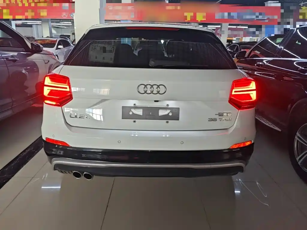 Audi Q2L 2019 2018 35 TFSI Launch Exclusive Edition China VI