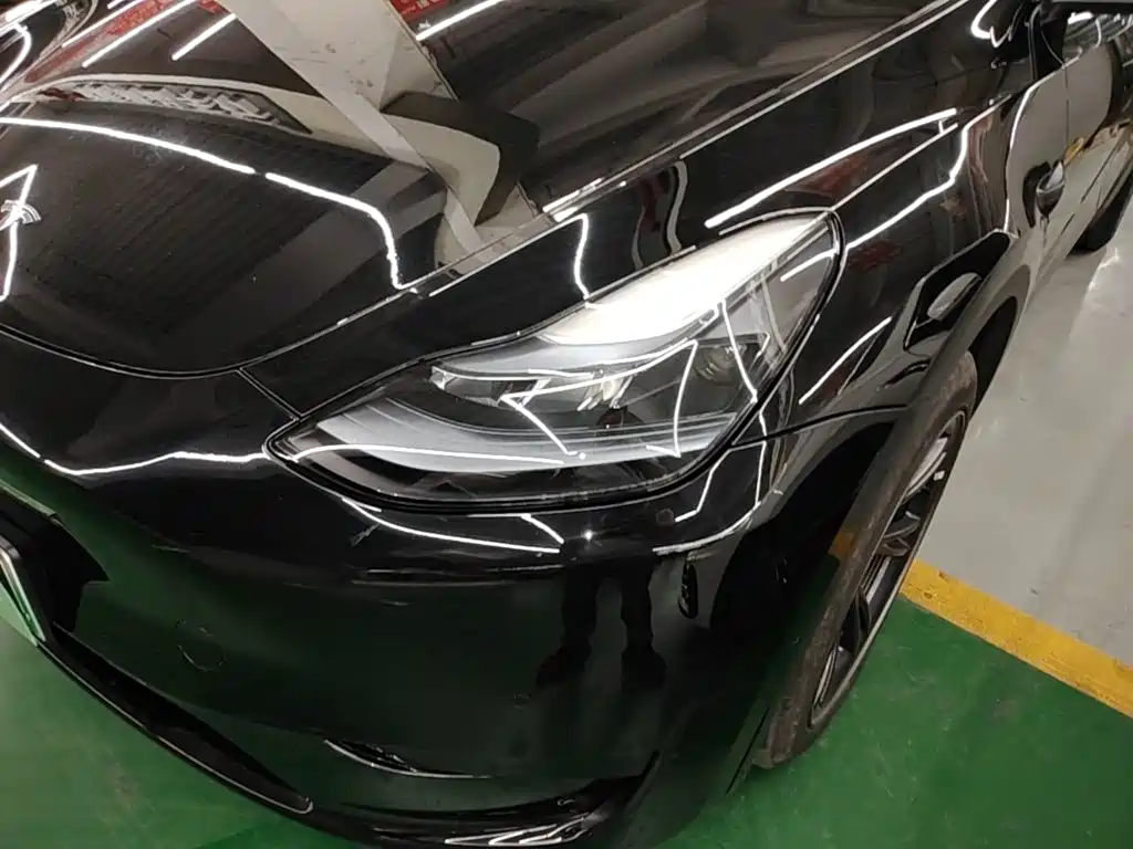 Фото 24 - Tesla Model Y
